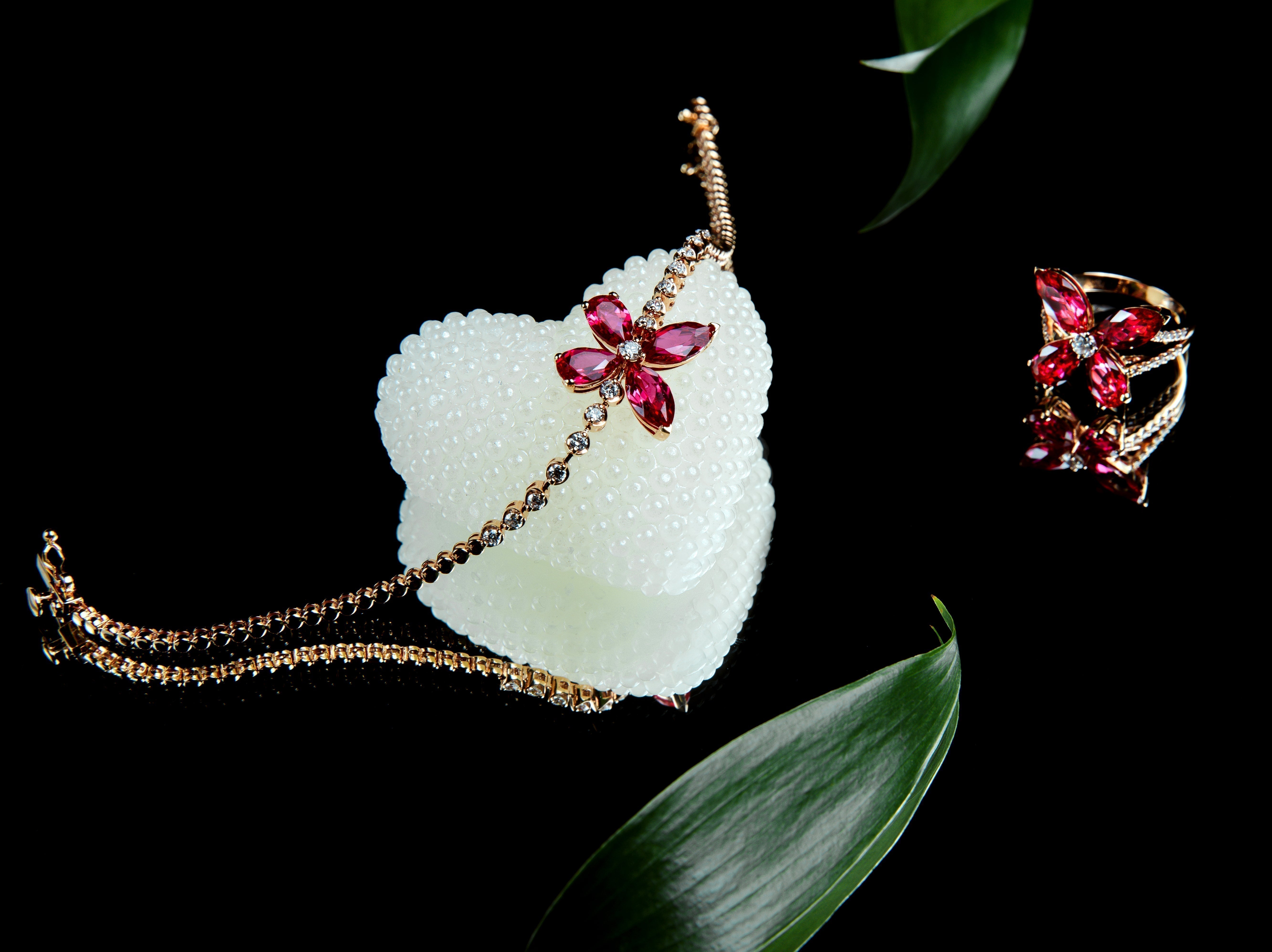 Branded Jewellery: Where Craftsmanship Meets Trust